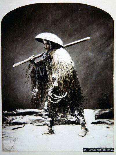 Japanse drager in zijn winterkleding door Photographer Japanese