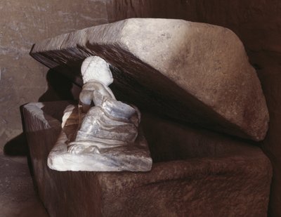 Sarcophagus in het Graf van de Pelgrim, Chiusi, Toscane, Italië, Etruskische beschaving, 3e eeuw v.Chr. door Blaise Nicolas Le Sueur