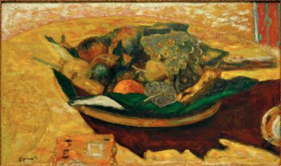 Schaal met fruit op een tafel door Pierre Bonnard