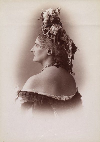 [Gravin de Castiglione, uit Série des Roses], 1895 door Pierre Louis Pierson