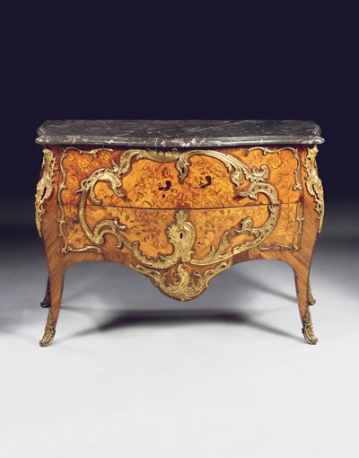 Louis XV commode, verkocht door Adrien Delorme door Pierre Roussel