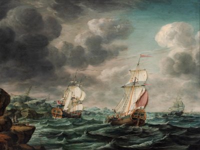 Een Nederlands oorlogsschip en handelsvaartuigen bij een rotsachtige kaap door Pieter Jochums Lofvers