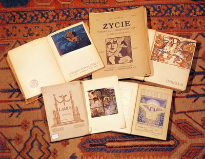 Collectie literaire tijdschriften geproduceerd in Polen c.1900 door Polish School