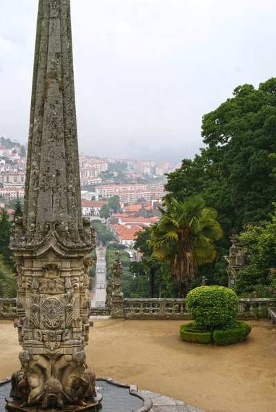 Santuário de Nossa Senhora dos Remédios obelisk, Lamego, Portugal door Portuguese School