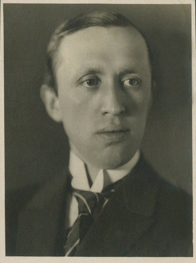 Portret van Karel Capek 1890-1938, 1930 door Prague . Photo studio Vanek