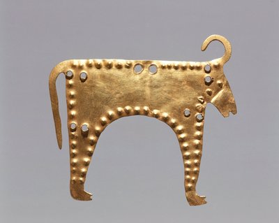 Bulgarije, Sofia, Nationaal Historisch Museum, Goudblad met dierfiguren uit Varna door Prehistoric Prehistoric