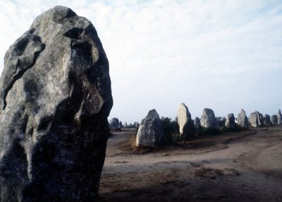 Megalithische Carnac-monumenten van Kermario. door Prehistoric Prehistoric