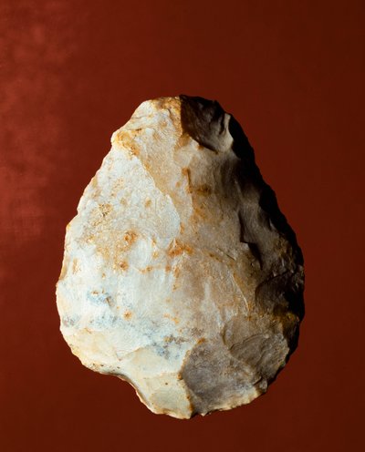 Prehistorie: lithische vervaardiging biface van Micoquian-type. Onder-Paleolithicum. Verona, Museo Civico di Storia Naturale, Italië door Prehistoric Prehistoric