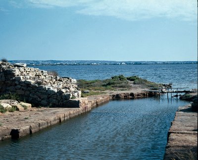 Zicht op de cothon op het eiland Mozia, oude Punische stad gesticht in de 8e eeuw v.Chr. Sicilië door Punic Punic