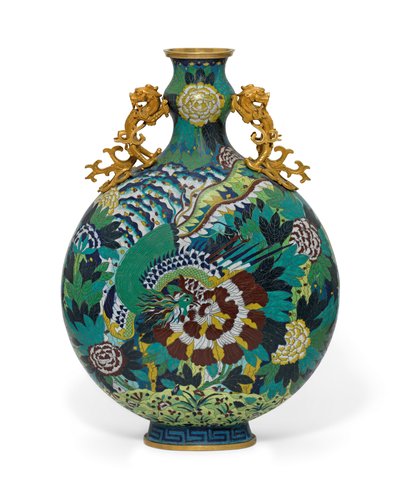 Een grote cloisonné emaille maanvaas door Qing Dynasty Chinese School