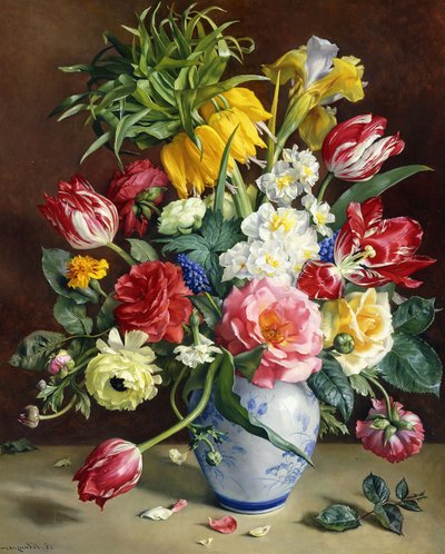 Tulpen, Rozen, Narcissen en andere Bloemen in een Blauwe en Witte Vaas door R. Klausner