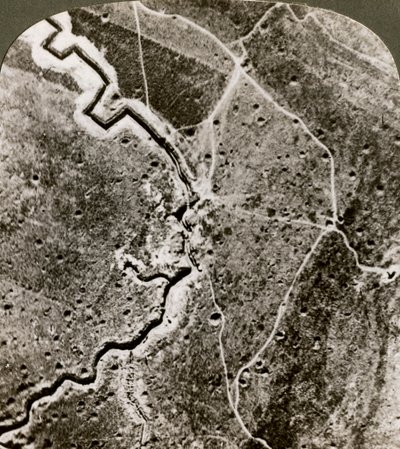 Luchtfoto van de Duitse linies, Eerste Wereldoorlog door Realistic Travels Publishers