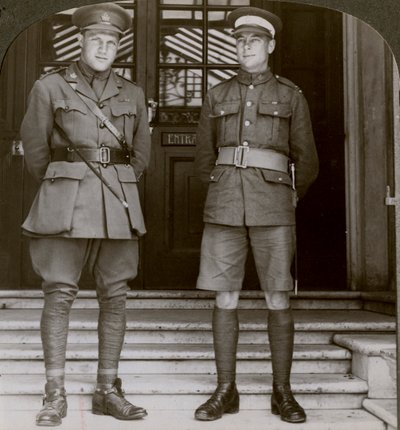 Kapitein MacDougall, DSO, en Cadet Mullin, twee Canadese VC