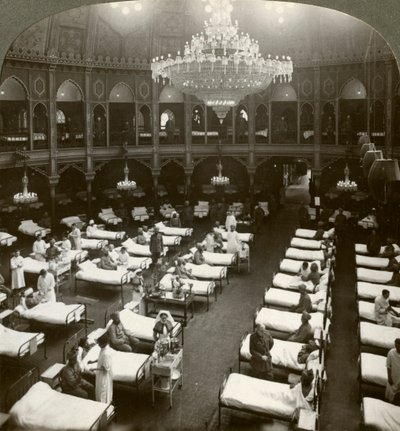 Interieur van het ruime ziekenhuis in Brighton, Sussex, Eerste Wereldoorlog, 1914-1918 door Realistic Travels Publishers