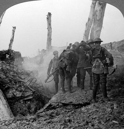 Ondervraging van een Duitse soldaat, Hohenzollern Redoubt, Frankrijk, Eerste Wereldoorlog, 1914-1918 door Realistic Travels Publishers