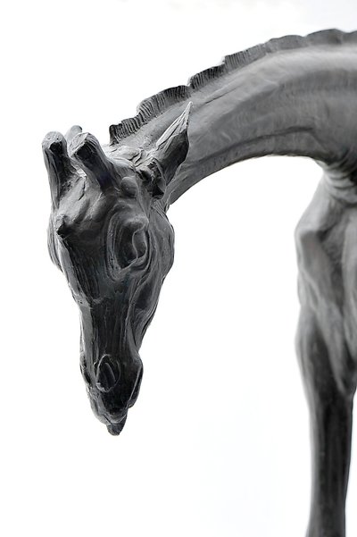 Grote Giraffe met Gebogen Hoofd, gemodelleerd 1909-10, gegoten voor 1913 door Rembrandt Bugatti