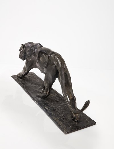 Panter lopend, achterpoot opgetild, c.1904 (gepatineerd brons) door Rembrandt Bugatti