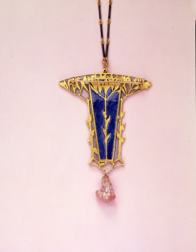 Hanger broche en ketting door Rene Jules Lalique