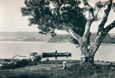 Kerk Eiland, Lough Gill, Sligo, ca. 1908 door Robert John Welch
