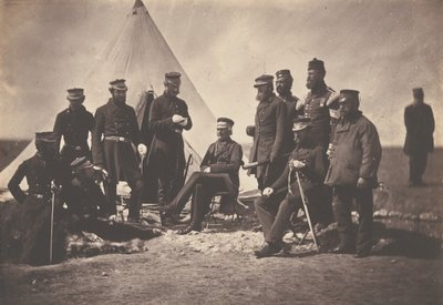 Luitenant-generaal Sir J. L. Pennefather en Staf, 1855 door Roger Fenton
