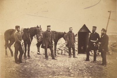 Generaal-majoor Garrett en officieren van zijn staf. door Roger Fenton