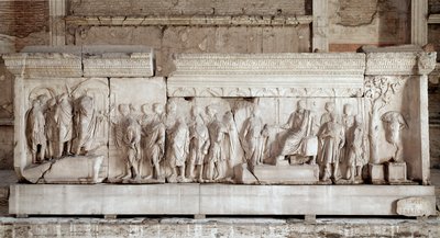 Anaglyph van Trajanus: een scène van liefdadigheid door de keizer voor arme kinderen en wezen. Rome, Foro Romano, Curia door Roman