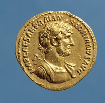 Aureus (voorzijde) van Hadrianus (AD 117-AD 138) gedrapeerd, gepantserd, met een lauwerkrans. Inscriptie: IMP CAESAR TRAIAN HADIANVS AVG door Roman