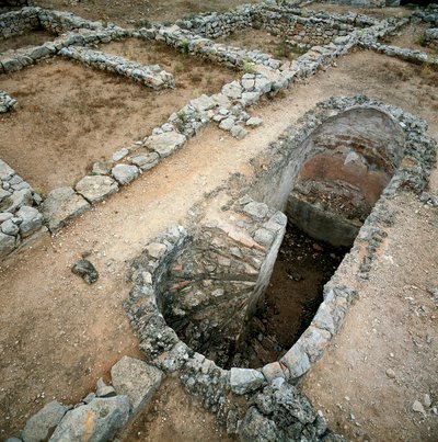 Cisterne van de Grieks-Romeinse stad Ampurias (Empuries), 2e eeuw v.Chr. door Roman