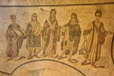 Ingang naar de therma, vloermozaïek, Villa Romana del Casale, Piazza Armerina, Sicilië, Italië door Roman