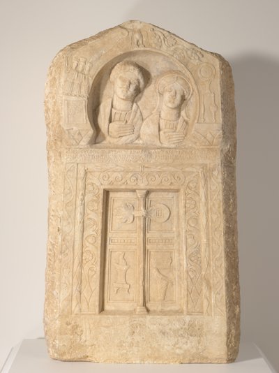 Funeraire stèle van de priester Dionysios en zijn vrouw, Tertia, ca. 240-260 door Roman