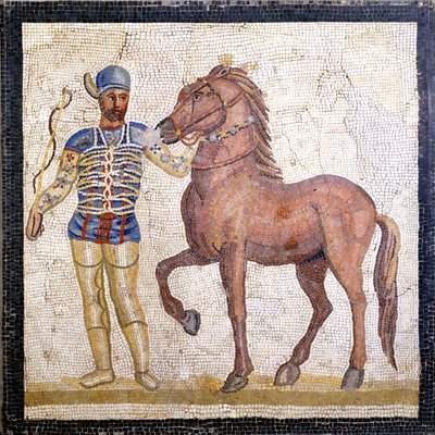 Voorstelling van de vier facties van het Romeinse circus: de blauwen (factio veneta). De facties waren clubs die betrokken waren bij circuswedstrijden in het Hoge Rijk (1e eeuw na Chr.) en gekenmerkt door een kleur. Mozaïek, Rome Museo nazionale Romano door Roman
