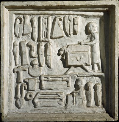 Romeinse kunst: interieur van een gebouw of werkplaats met verschillende gereedschappen. Laag reliëf. 1e eeuw n.Chr. Rome, Museo della Civilta Romana door Roman