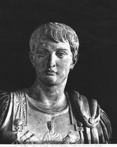 Standbeeld van de jonge Nero (37-68 na Christus) ca. 54 (detail) door Roman