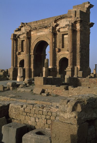 Boog van Trajanus, ca. 100 AD, Hoge Keizerlijke Periode door Roman Imperial Period