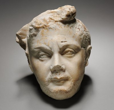 Hoofd van Trajanus door Roman Imperial Period