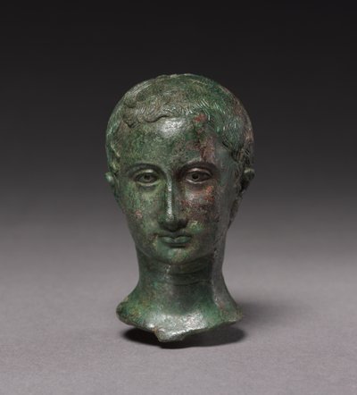 Portret van een jong meisje, ca. 25-30 door Roman Imperial Period