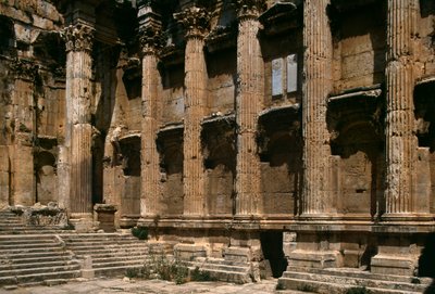 Tempel van Bacchus, detail, Hoge Keizerlijke Periode (27 v.Chr.-395 n.Chr.) door Roman Imperial Period
