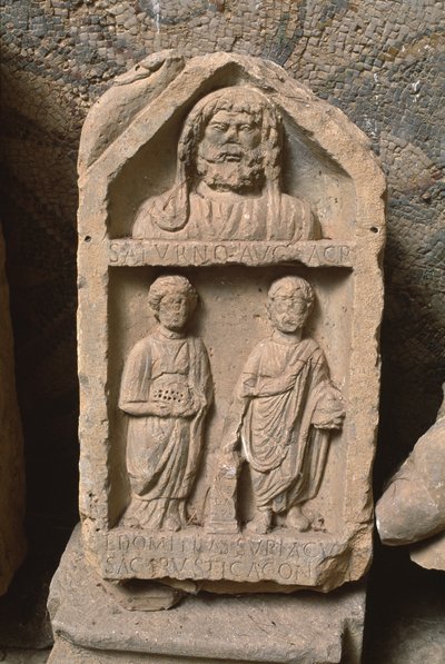 Votief stèle gewijd aan Saturnus, Hoge Keizerlijke Periode door Roman Imperial Period