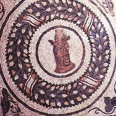 Kop van een antilope, Romeins mozaïek, begin 4e eeuw door Roman Roman