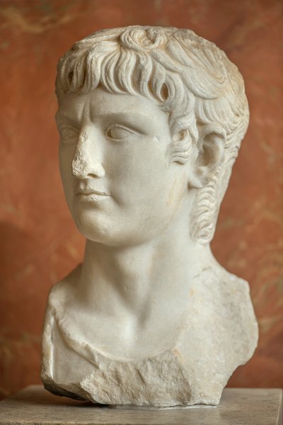 Buste van de Romeinse generaal Germanicus (15 BC - 19 AD) door Roman Roman