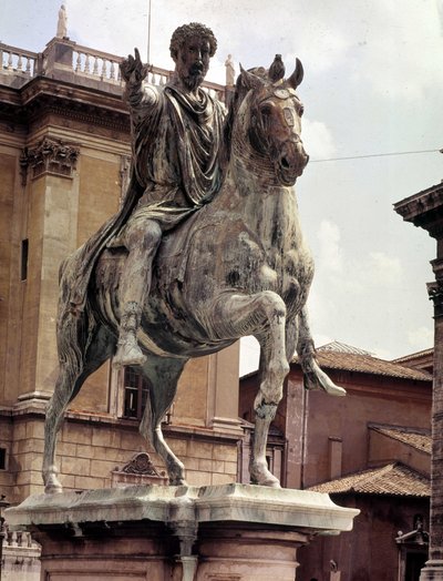 Ruiterstandbeeld van Marcus Aurelius - Campidoglio Plein, Rome door Roman Roman