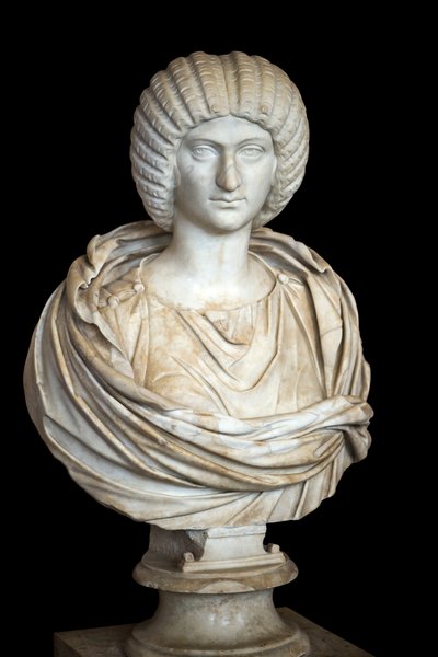 Julia Domna (ca. 170 - 217 AD), marmer, Romeinse kunst door Roman Roman