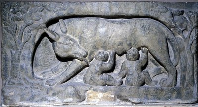 Reliëf in kalksteen van Lupercal (naam van een grot in Rome): wolf met Romulus en Remus, Museum van Avenches. door Roman Roman
