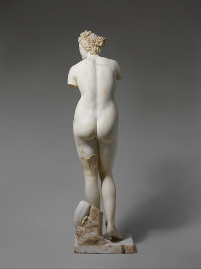 Standbeeld van Aphrodite door Roman Roman