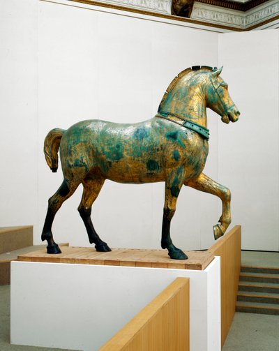 Standbeeld van een van de vier triomfquadriga paarden van San Marco door Roman Roman
