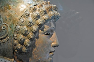 De Crosby Garrett helm, laat 1e-2e eeuw n.Chr. door Roman Roman