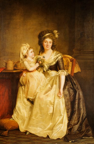 Portret van een dame, zittend in volle lengte bij een tafel, met haar dochter, een boeket bloemen houdend door Rose Adelaide Ducreux