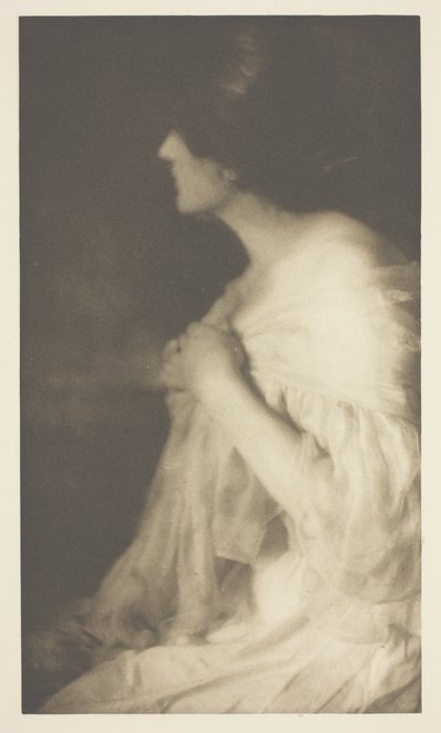 Miss M. of Washington, nr. 17 uit de portfolio "American Pictorial Photography, Series II" (1901); oplage 34/150 door Rose Clark
