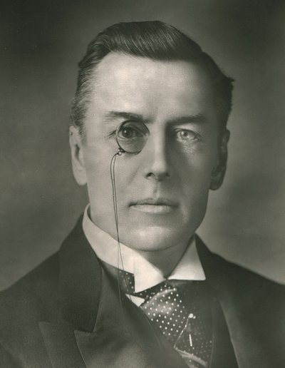 De Zeer Eerwaarde Joseph Chamberlain, ca. 1907 door Russell and Sons