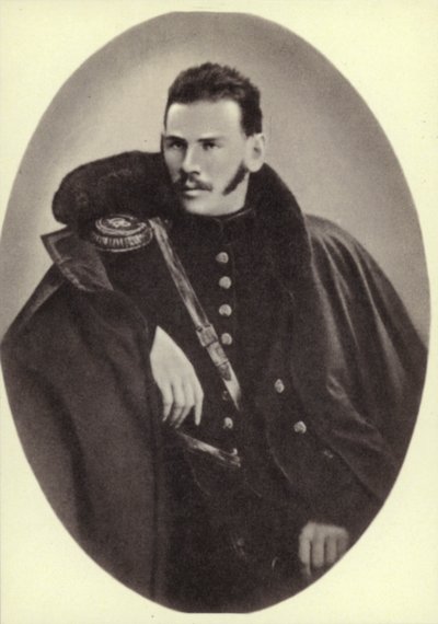L N Tolstoi door Russian Photographer